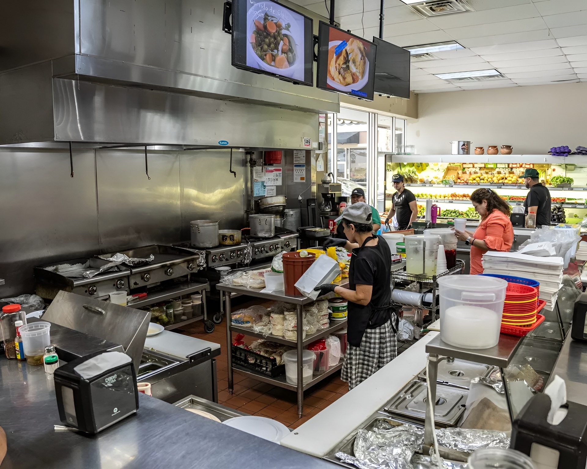 The Women Running the Kitchen